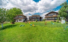 Хотелски Комплекс Златната Рибка